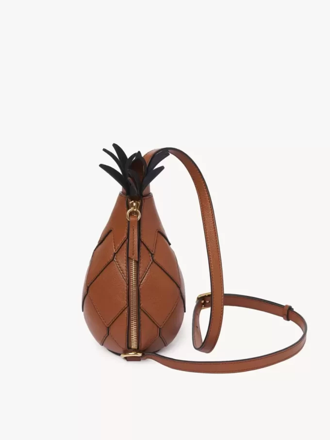 Ananas desenli deri omuz çantası Ananas desenli deri omuz çantası