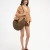 Büyük Bilezikli Hobo Çanta, deriden yapılmış Büyük Bilezikli Hobo Çanta, deriden yapılmış