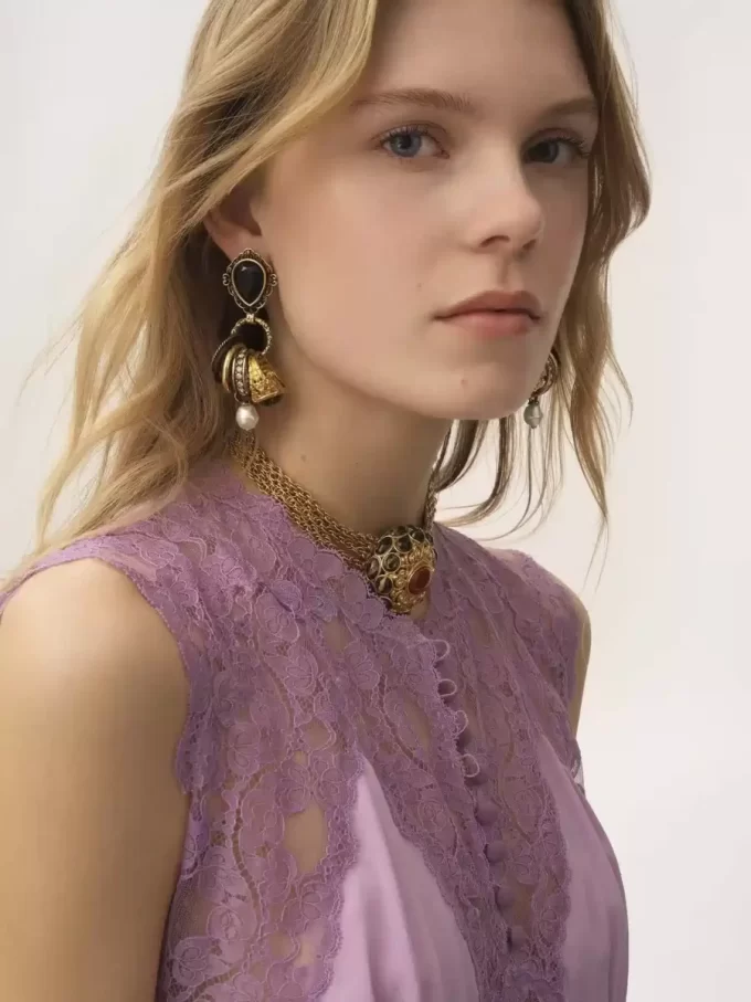 Chloé Antik İnci küpeler Chloé Antik İnci küpeler