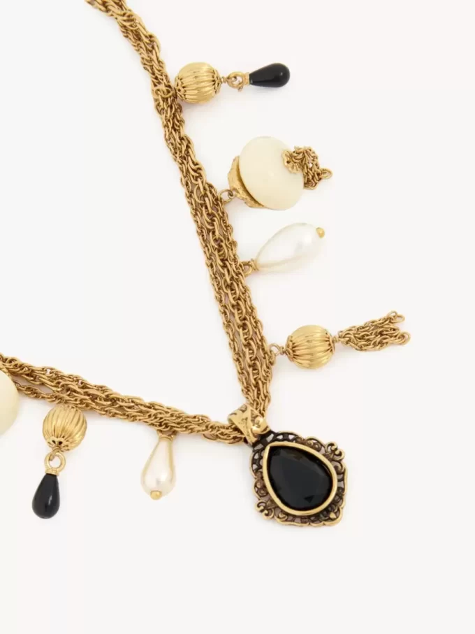 Chloé Antik İnciler kolyesi Chloé Antik İnciler kolyesi