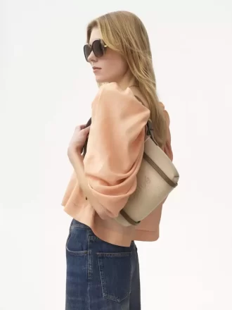 Chloé Carry kanvas omuz çantası Chloé Carry kanvas omuz çantası