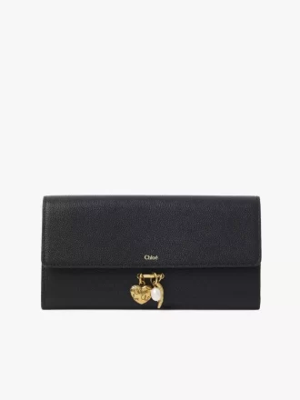 Chloé Charms, taneli deri kapaklı uzun cüzdan Chloé Charms, taneli deri kapaklı uzun cüzdan