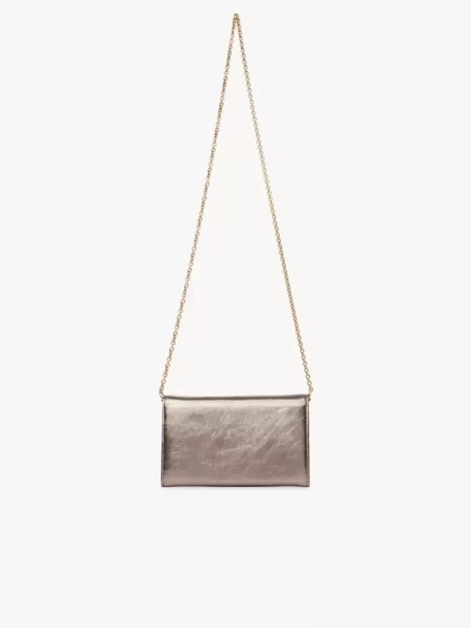 Chloé Iconic metalize deri zincirli kapaklı cüzdan Chloé Iconic metalize deri zincirli kapaklı cüzdan
