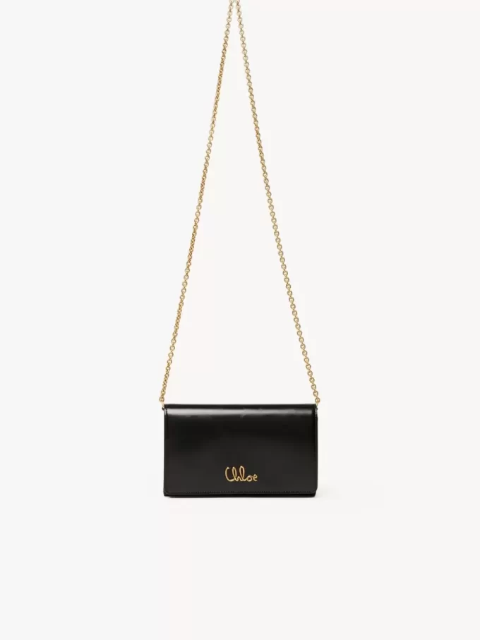 Chloé Iconic zincirli parlak deri kapaklı cüzdan Chloé Iconic zincirli parlak deri kapaklı cüzdan