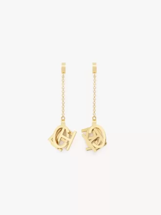 Chloé Letters küpeleri Chloé Letters küpeleri