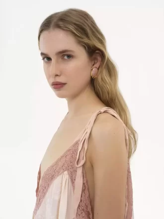 Chloé Senses küpeleri Chloé Senses küpeleri