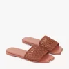 Chloé Soleil slaydı Chloé Soleil slaydı