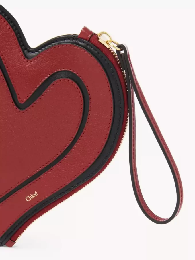 Chloé Symbols Kalp desenli deri düz kese
