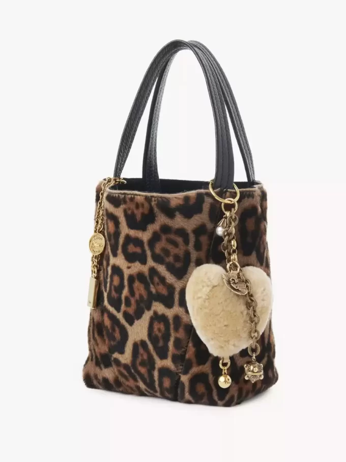 Chloé Symbols Kalp Koyun postu çanta süsü pirinçten Chloé Symbols Kalp Koyun postu çanta süsü pirinçten