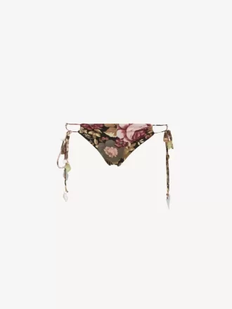 Gül desenli bikini altları Gül desenli bikini altları