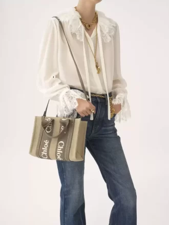 Ketenden yapılmış küçük Woody tote çanta