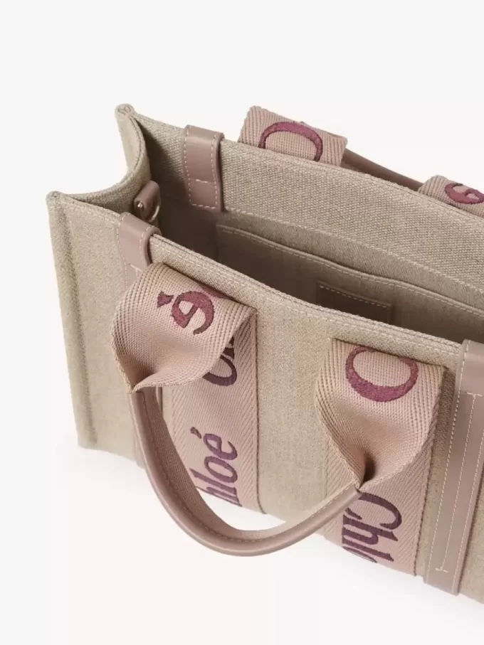 Ketenden yapılmış küçük Woody tote çanta