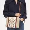 Ketenden yapılmış küçük Woody tote çanta Ketenden yapılmış küçük Woody tote çanta