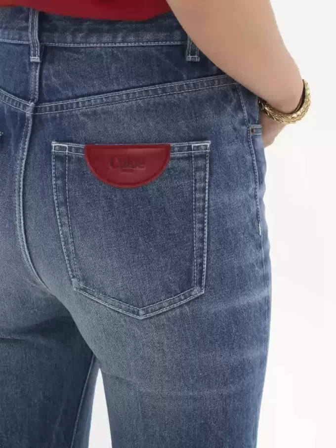 Kot pantolonda yüksek bel paça kot pantolon Kot pantolonda yüksek bel paça kot pantolon