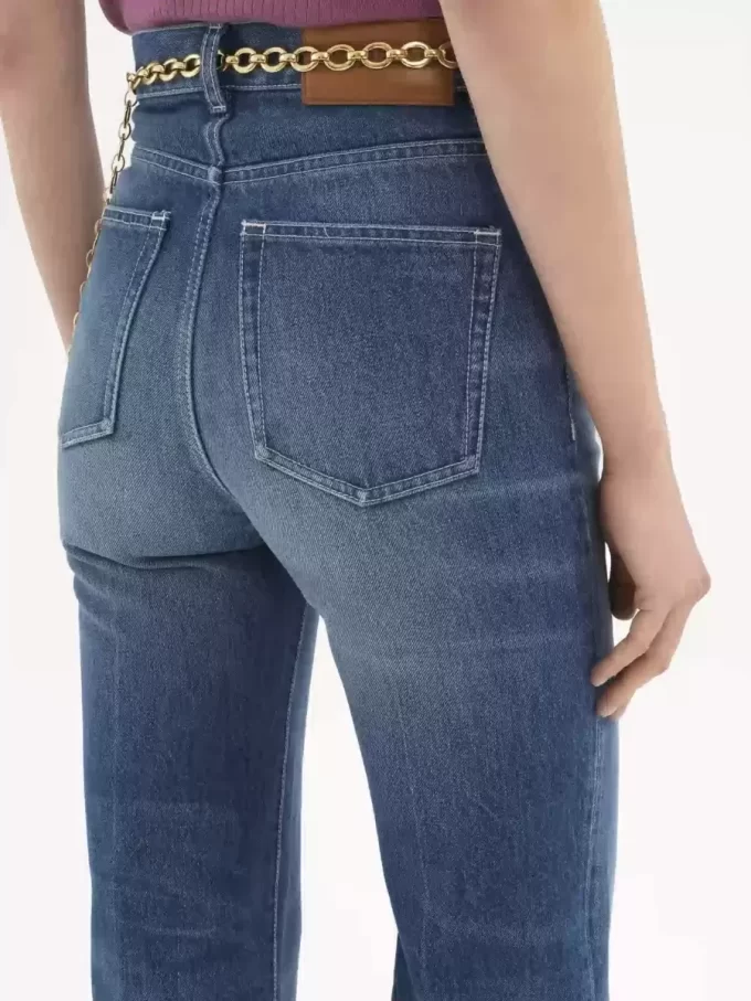 Kot pantolonlarda yüksek bel kloş pantolon Kot pantolonlarda yüksek bel kloş pantolon