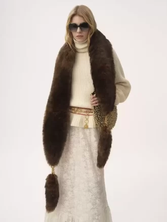 Koyun postundan yapılmış Chloé Chain Tails atkı Koyun postundan yapılmış Chloé Chain Tails atkı