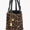 Leopar desenli koyun postundan yapılmış küçük Chloé Spin tote çanta