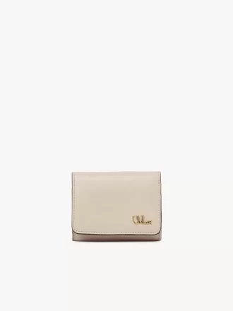 Mini Chloé Iconic parlak deri üç katlı çanta