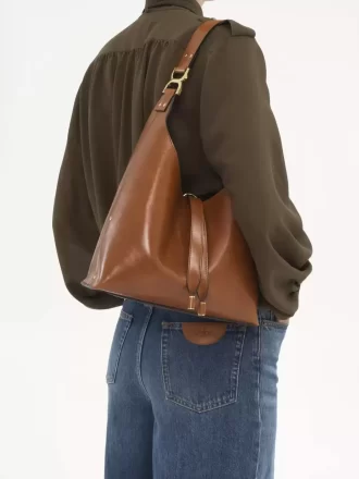 Parlak deriden yapılmış küçük Marcie hobo çanta Parlak deriden yapılmış küçük Marcie hobo çanta