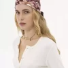 İpek kumaştan yapılmış Chloé Roses kare eşarp