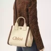 Rafia efektli elyaftan yapılmış küçük Chloé Carry tote çanta Rafia efektli elyaftan yapılmış küçük Chloé Carry tote çanta