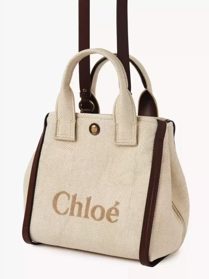 Rafia efektli elyaftan yapılmış küçük Chloé Carry tote çanta Rafia efektli elyaftan yapılmış küçük Chloé Carry tote çanta