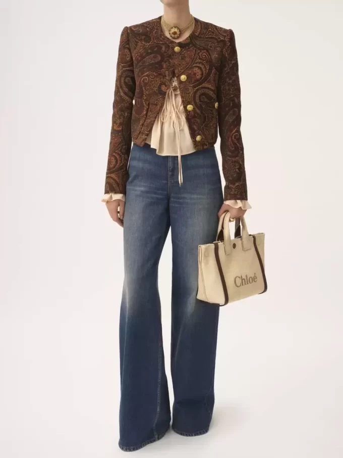 Rafia efektli elyaftan yapılmış küçük Chloé Carry tote çanta Rafia efektli elyaftan yapılmış küçük Chloé Carry tote çanta