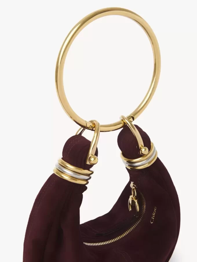Süet deriden mini bilezikli hobo çanta Süet deriden mini bilezikli hobo çanta